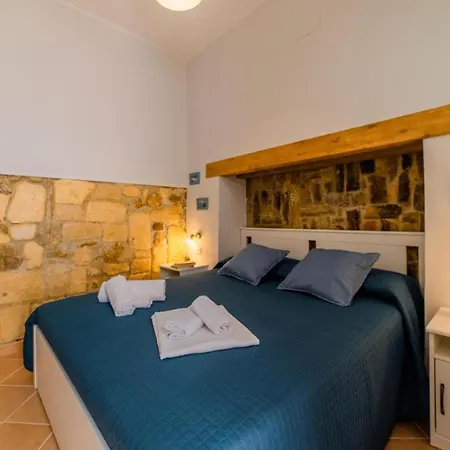 Civico Dieci Holiday Apartment Syracuse