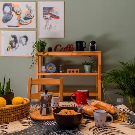 Civico Dieci 公寓 *